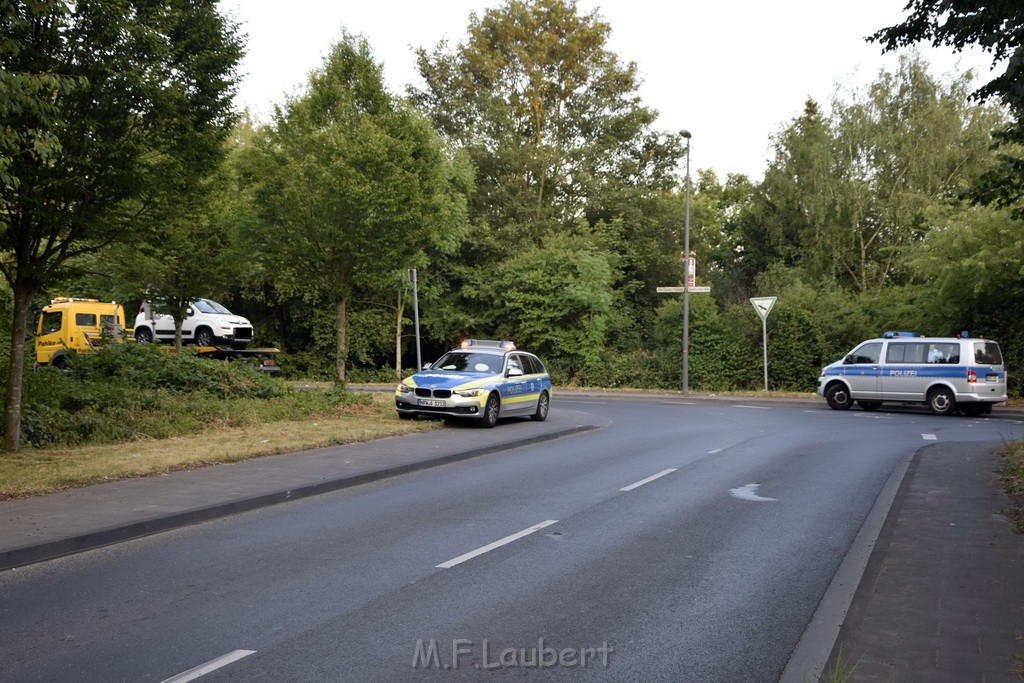 VU PKW Rad Koeln Porz Gremberghoven Alter Deutzer Postweg Josef Lindner Weg P40.JPG - Miklos Laubert